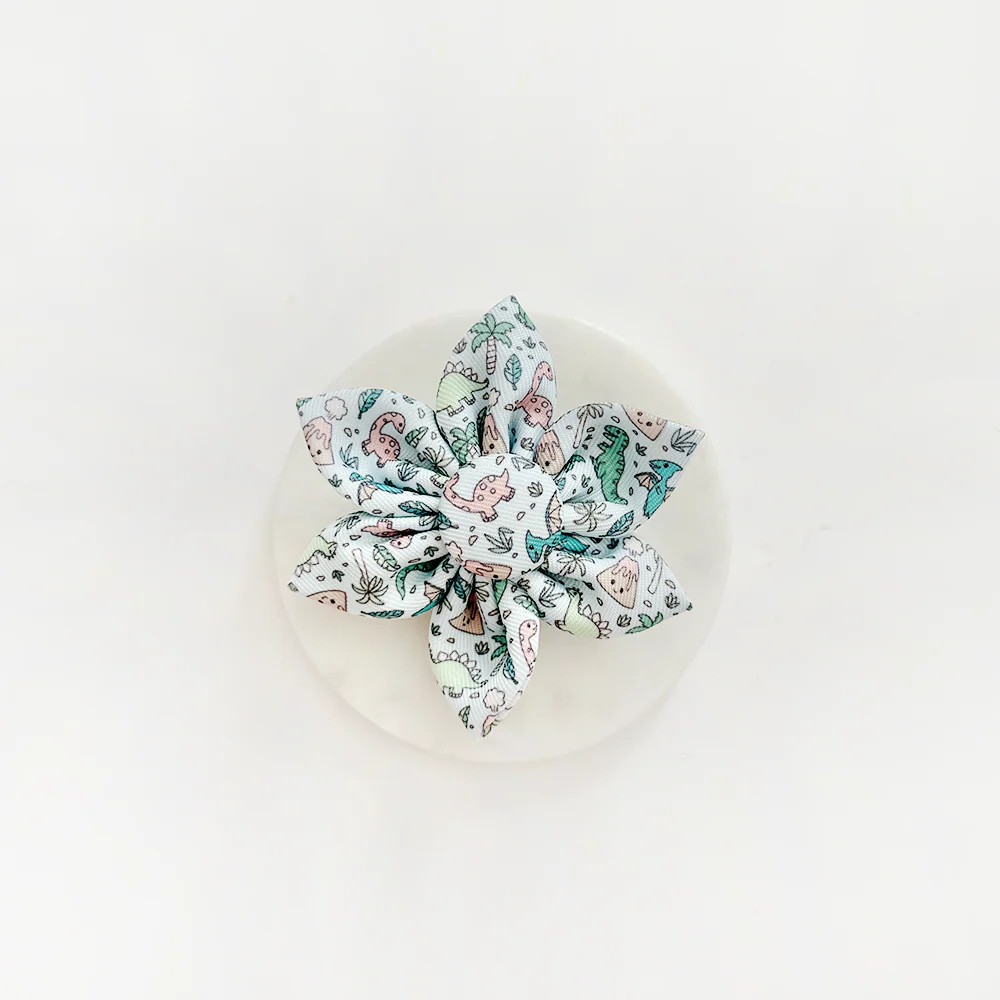Dinopaws Collar Flower - Image 2